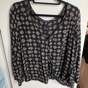 Patterned Bell Sleeved Blouse